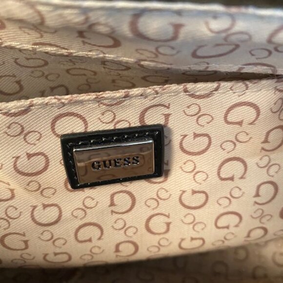 GUESS paten leather Black Bag - Picture 12 of 12